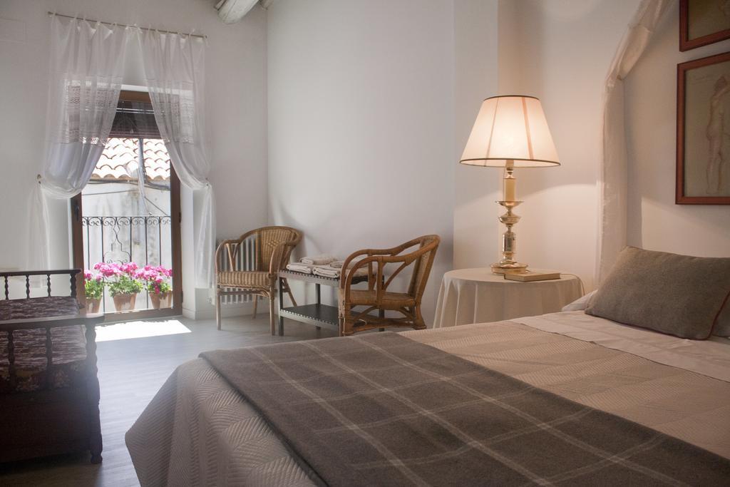 Casa De La Panaderia Guest House Los Navalucillos ภายนอก รูปภาพ