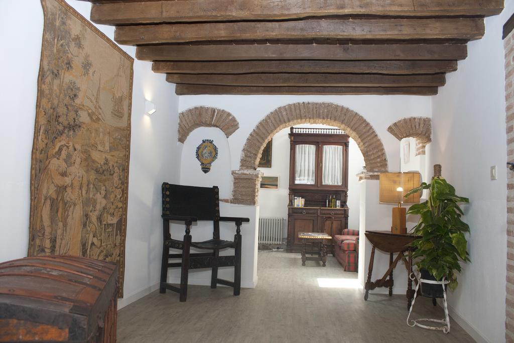Casa De La Panaderia Guest House Los Navalucillos ภายนอก รูปภาพ